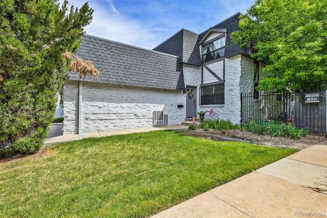3538 S Ivanhoe Street, Denver, CO 80237
