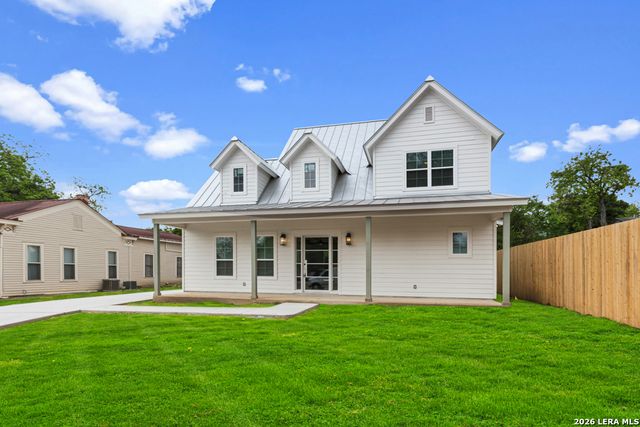 158 S ACADEMY AVE, New Braunfels, TX 78130