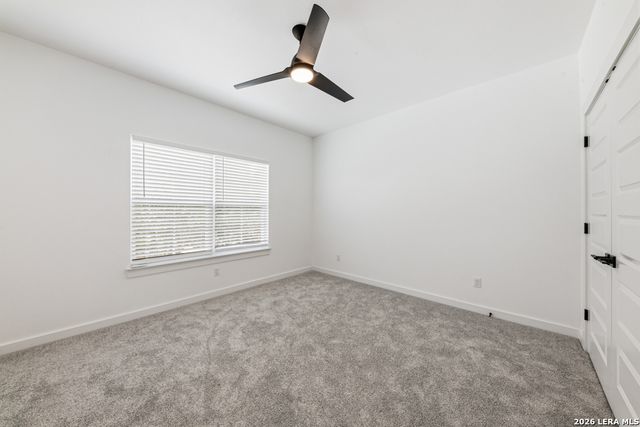 158 S ACADEMY AVE, New Braunfels, TX 78130