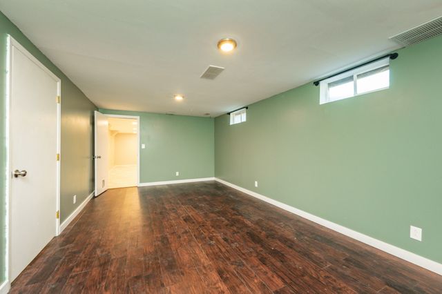 8002 Alpine Drive, Urbandale, IA 50322