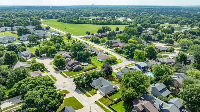 8002 Alpine Drive, Urbandale, IA 50322