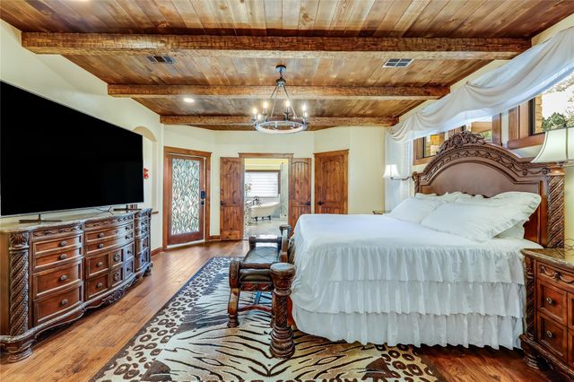 18001 Crystal CV, Jonestown, TX 78645