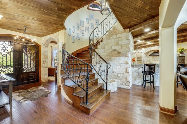 18001 Crystal CV, Jonestown, TX 78645