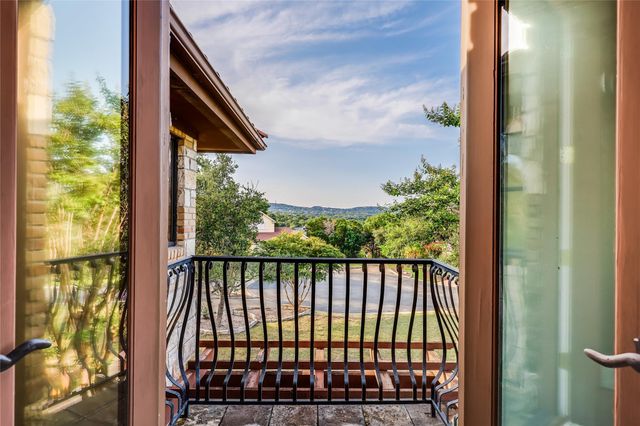 18001 Crystal CV, Jonestown, TX 78645