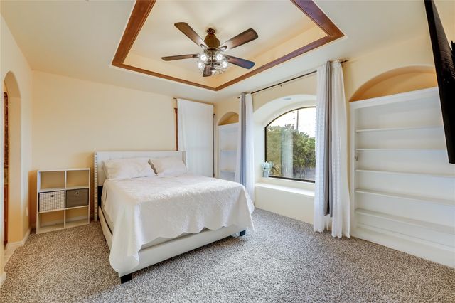 18001 Crystal CV, Jonestown, TX 78645