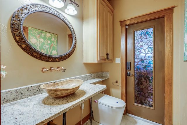 18001 Crystal CV, Jonestown, TX 78645