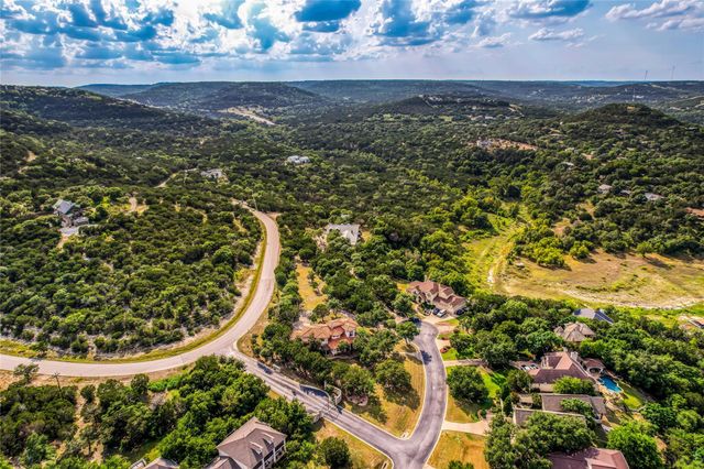 18001 Crystal CV, Jonestown, TX 78645