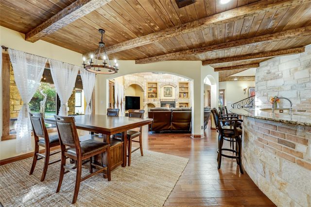 18001 Crystal CV, Jonestown, TX 78645
