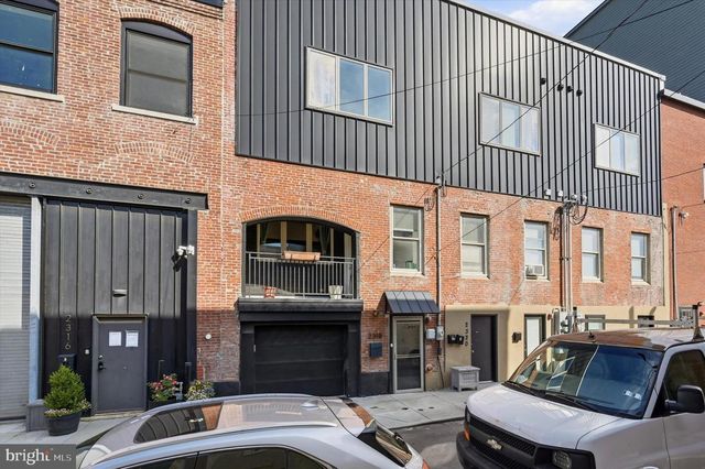 2318 E CABOT ST, Philadelphia, PA 19125