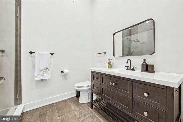 2318 E CABOT ST, Philadelphia, PA 19125