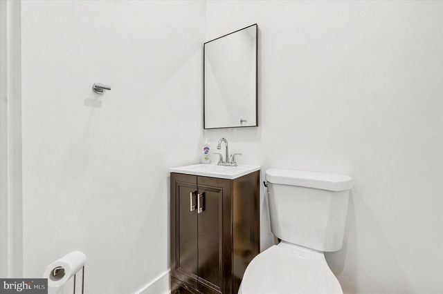 2318 E CABOT ST, Philadelphia, PA 19125