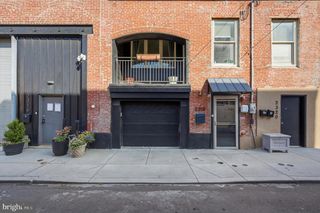 2318 E CABOT ST, Philadelphia, PA 19125