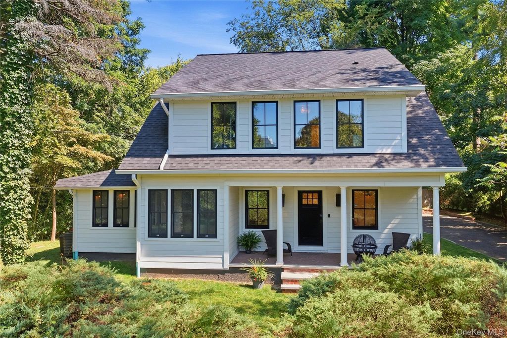 10 The Locusts, Roslyn Estates, NY 11576 — exterior