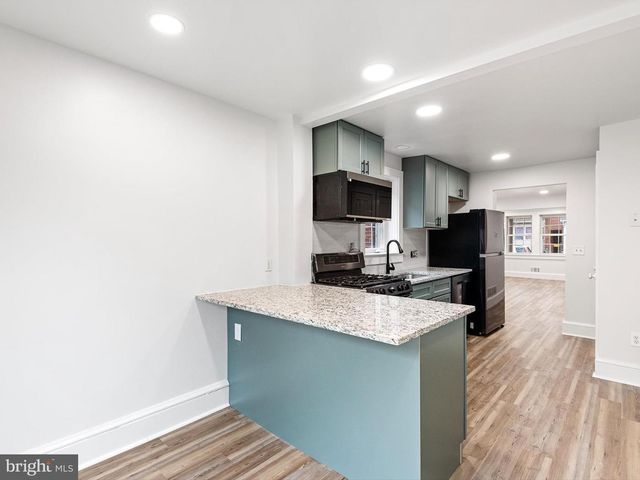 18 DENHAM AVE, Claymont, DE 19703