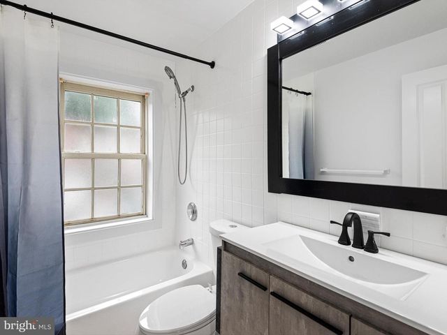 18 DENHAM AVE, Claymont, DE 19703