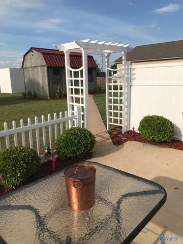 20705 Sandlin Road, Elkmont, AL 35620