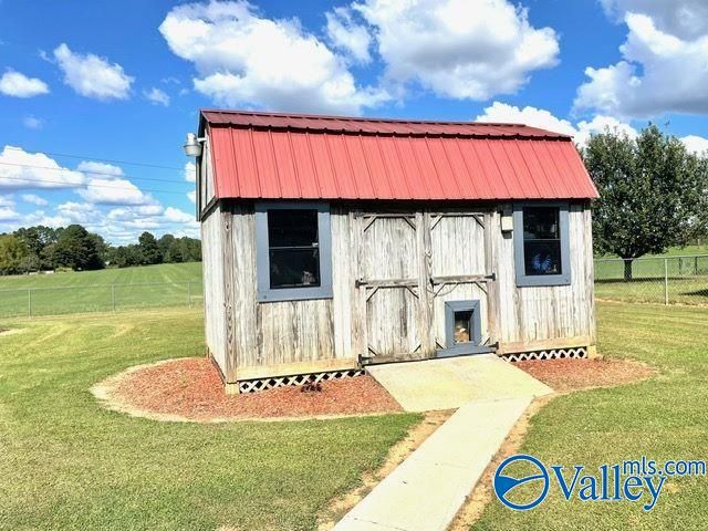 20705 Sandlin Road, Elkmont, AL 35620