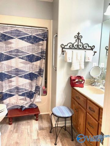 20705 Sandlin Road, Elkmont, AL 35620