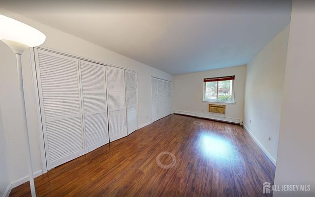 22 Lake Avenue 3A, East Brunswick, NJ 08816