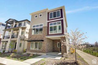 75 N RIO GRAND AVE, Farmington, UT 84025