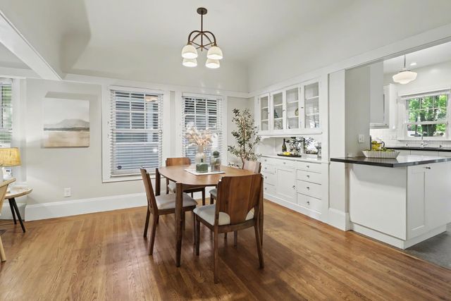 2306 D St, Sacramento, CA 95816