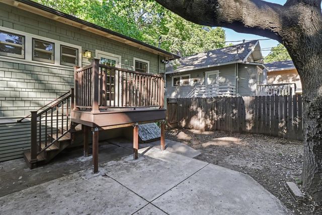 2306 D St, Sacramento, CA 95816
