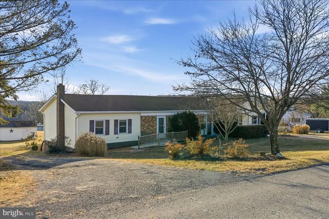 81 STAYMAN DR, Romney, WV 26757