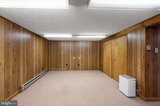 81 STAYMAN DR, Romney, WV 26757