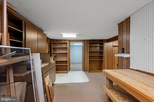 81 STAYMAN DR, Romney, WV 26757