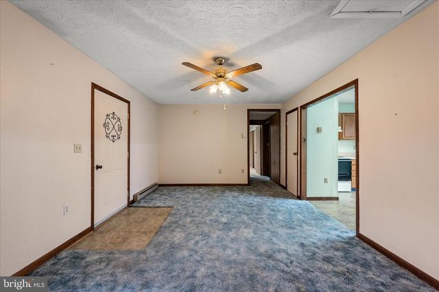 81 STAYMAN DR, Romney, WV 26757