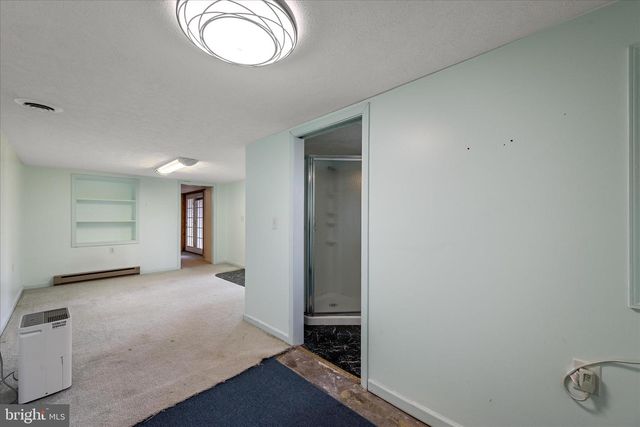 81 STAYMAN DR, Romney, WV 26757