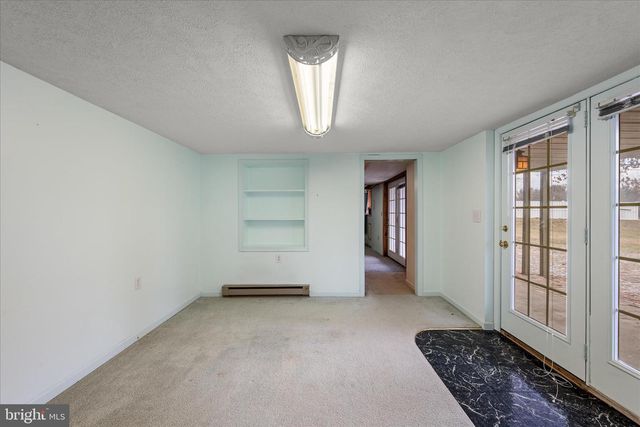 81 STAYMAN DR, Romney, WV 26757