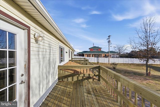 81 STAYMAN DR, Romney, WV 26757