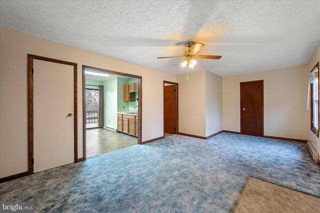 81 STAYMAN DR, Romney, WV 26757