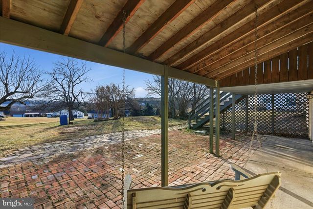 81 STAYMAN DR, Romney, WV 26757