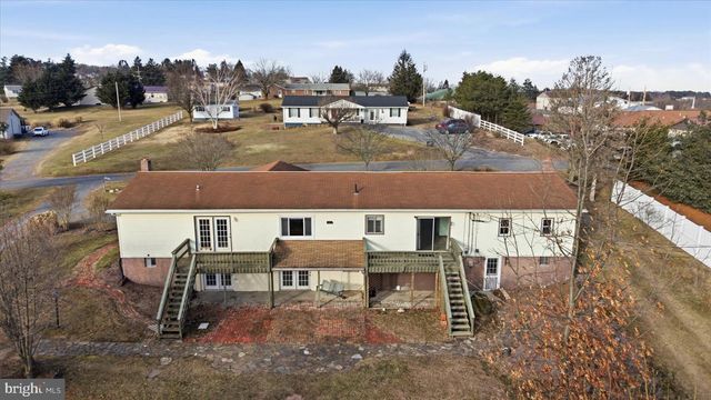 81 STAYMAN DR, Romney, WV 26757