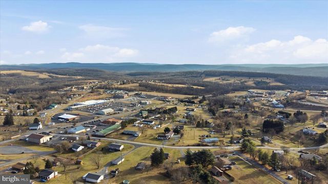 81 STAYMAN DR, Romney, WV 26757