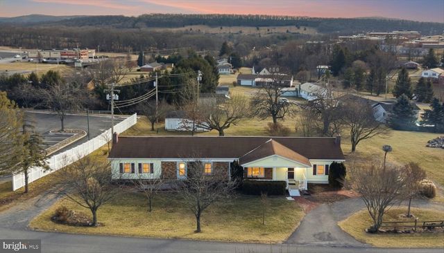 81 STAYMAN DR, Romney, WV 26757