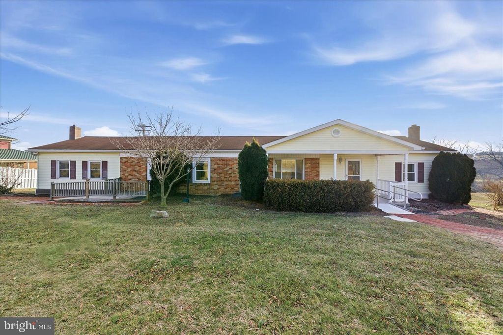 81 STAYMAN DR, Romney, WV 26757