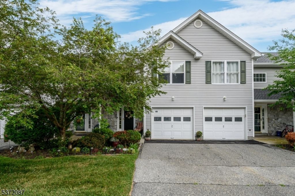 13 Beechmont Ter, Hardyston Twp., NJ 07419
