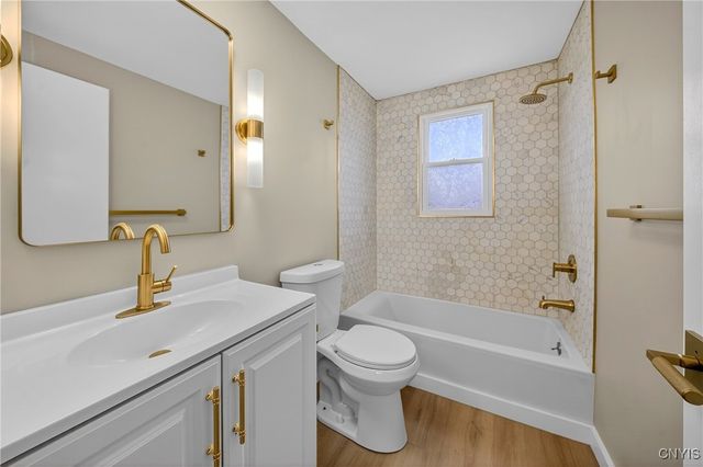 4115 Poplar Drive, Clay, NY 13090