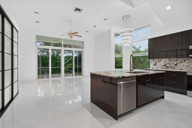 7087 NW 78th Place, Parkland, FL 33067