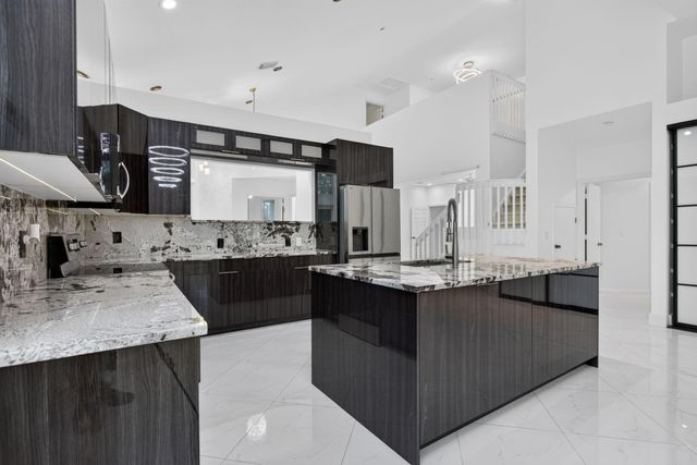 7087 NW 78th Place, Parkland, FL 33067