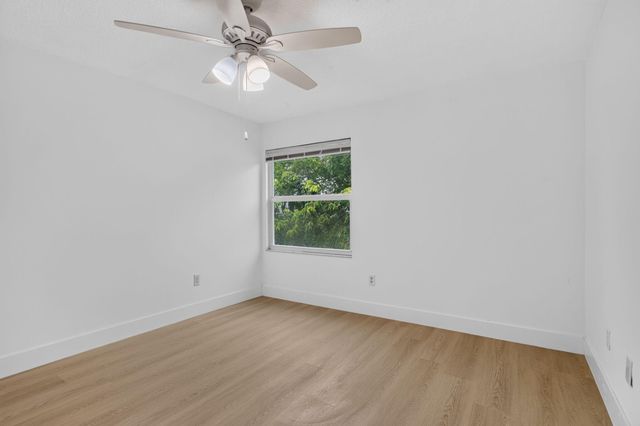 7087 NW 78th Place, Parkland, FL 33067
