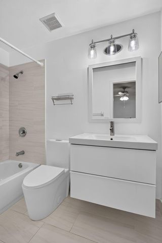 7087 NW 78th Place, Parkland, FL 33067