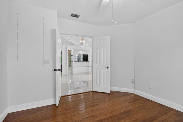 7087 NW 78th Place, Parkland, FL 33067