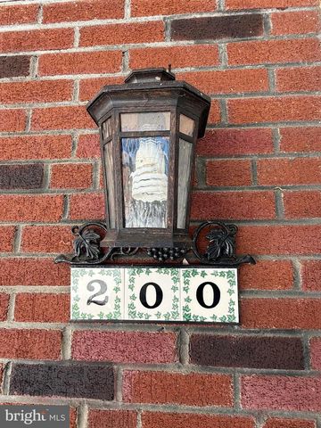 200 E HILLTOP RD, West Chester, PA 19382