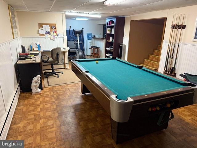 200 E HILLTOP RD, West Chester, PA 19382