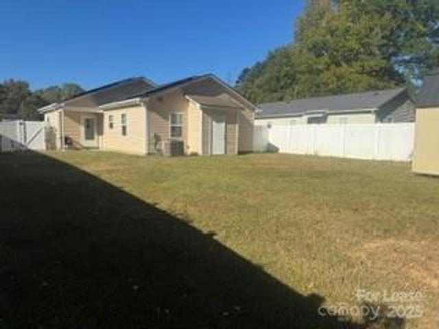 939 Matthews School Road, Matthews, NC 28105