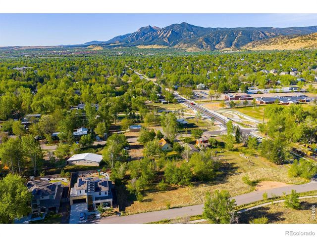 1952 Vine Avenue, Boulder, CO 80304
